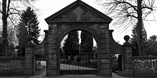 Eingang Friedhof Weitmar
